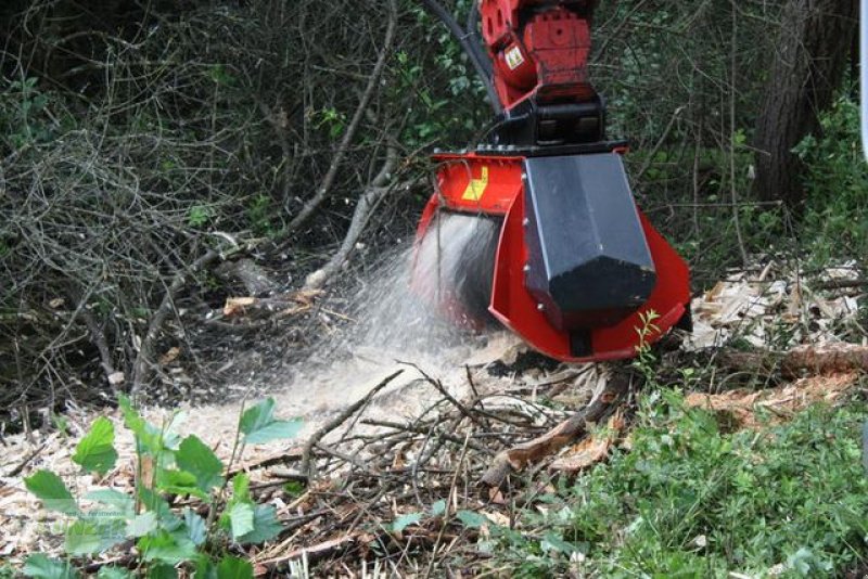 Mulchgerät & Häckselgerät des Typs Prinoth M450e-900, Neumaschine in Kaumberg (Bild 3)