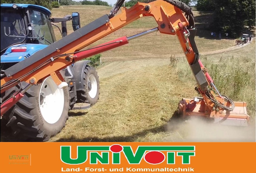 Mulchgerät & Häckselgerät des Typs Rasco Spectra 7000 Auslege - Böschungsmulcher, Neumaschine in Warmensteinach (Bild 1)