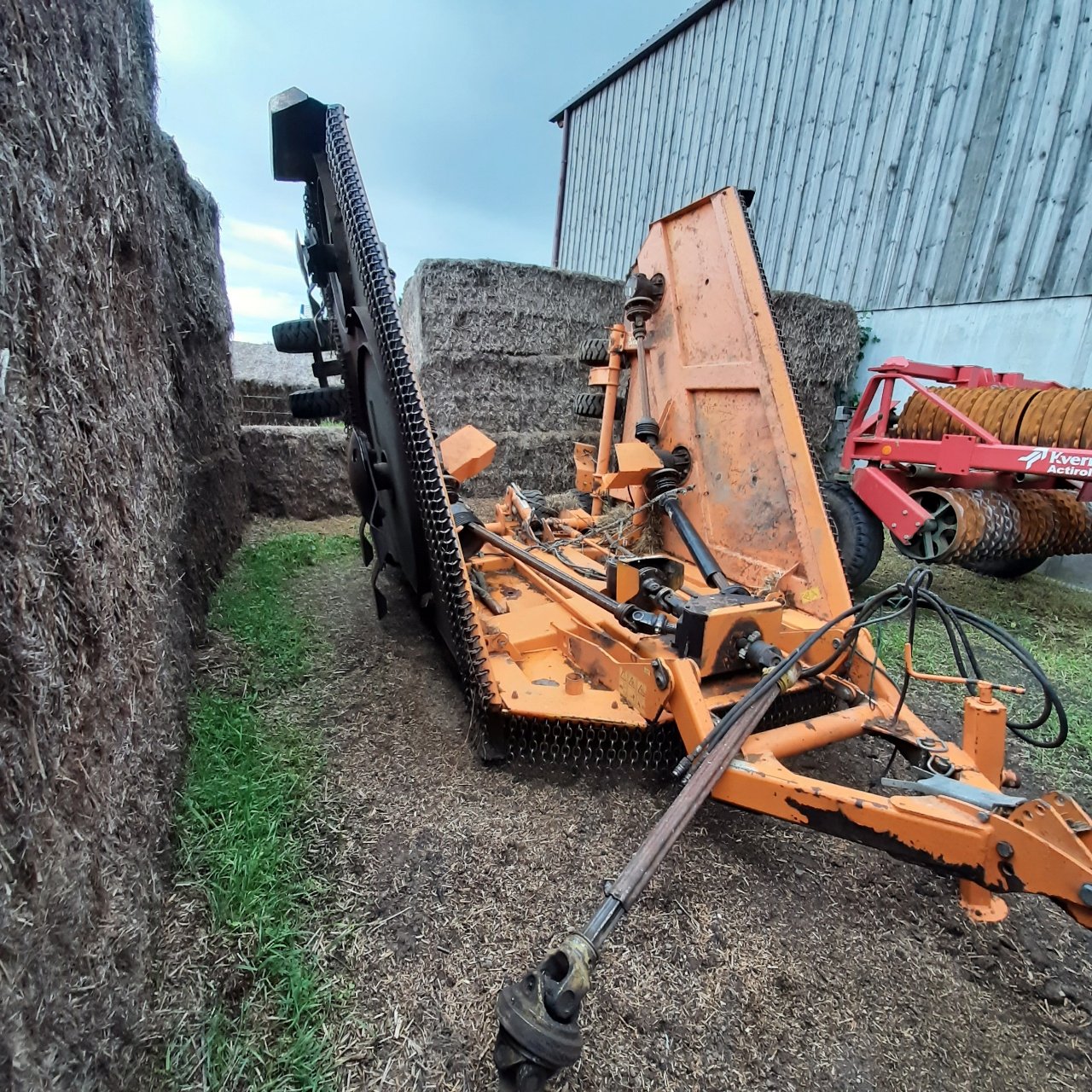 Mulchgerät & Häckselgerät des Typs Rousseau 620, Gebrauchtmaschine in PRÉFONTAINES (Bild 2)