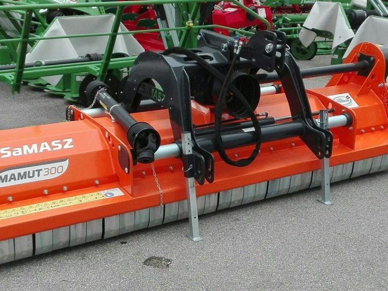 Mulchgerät & Häckselgerät des Typs SaMASZ Mamut 300, Vorführmaschine in Gerasdorf (Bild 1)