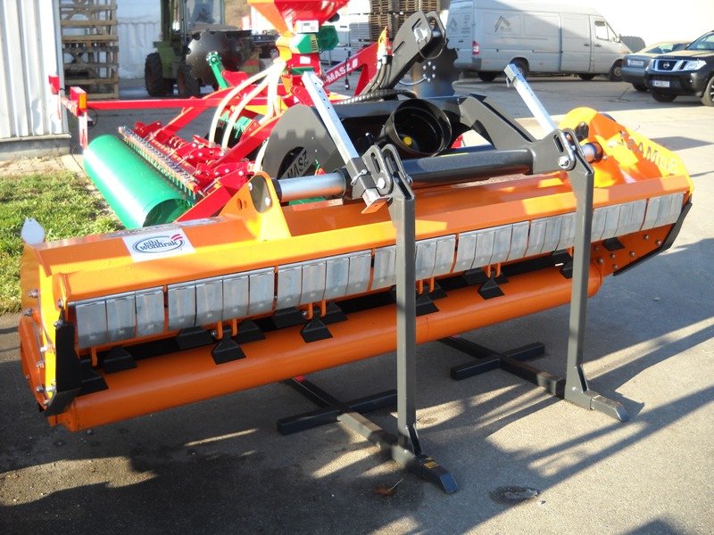 Mulchgerät & Häckselgerät des Typs SaMASZ Mamut 300, Neumaschine in Gerasdorf (Bild 9)