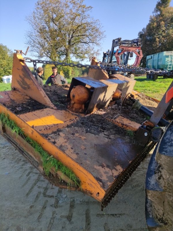 Mulchgerät & Häckselgerät от тип Sonstige 270, Gebrauchtmaschine в COGNAC LA FORET (Снимка 2)