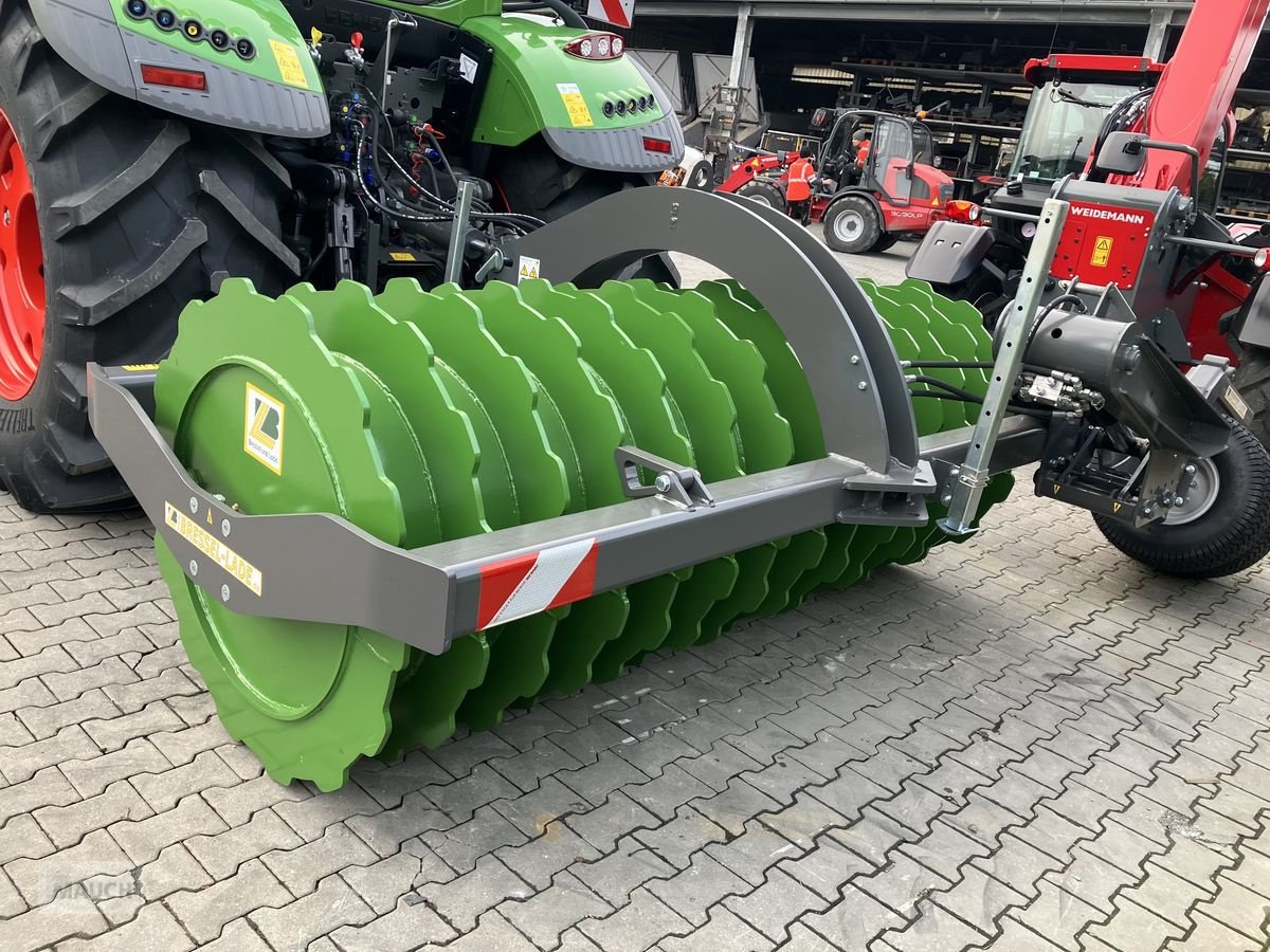Mulchgerät & Häckselgerät от тип Sonstige Bressel & Lade Silowalze XL, Neumaschine в Burgkirchen (Снимка 14)