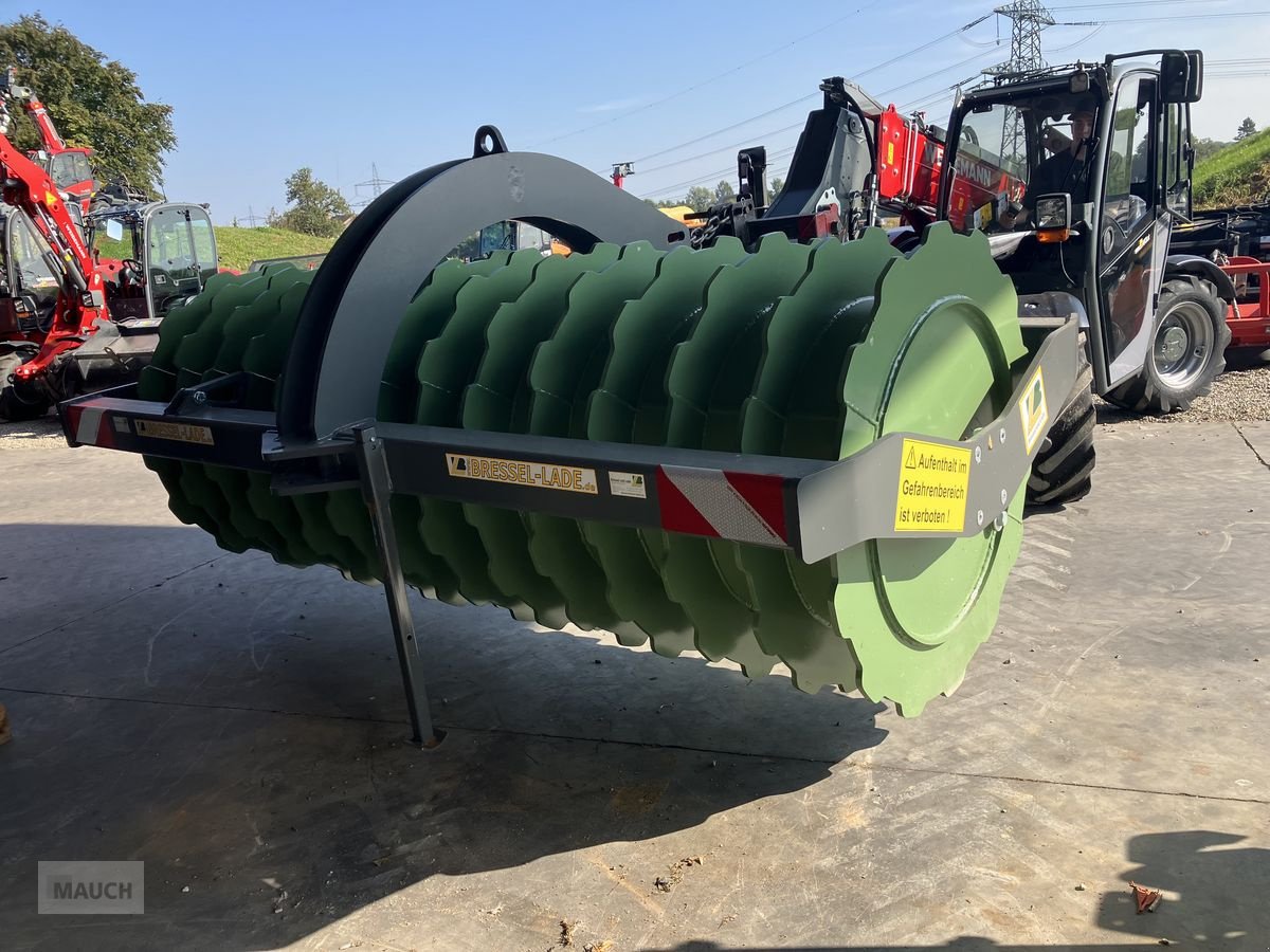 Mulchgerät & Häckselgerät от тип Sonstige Bressel & Lade Silowalze XL, Neumaschine в Burgkirchen (Снимка 1)
