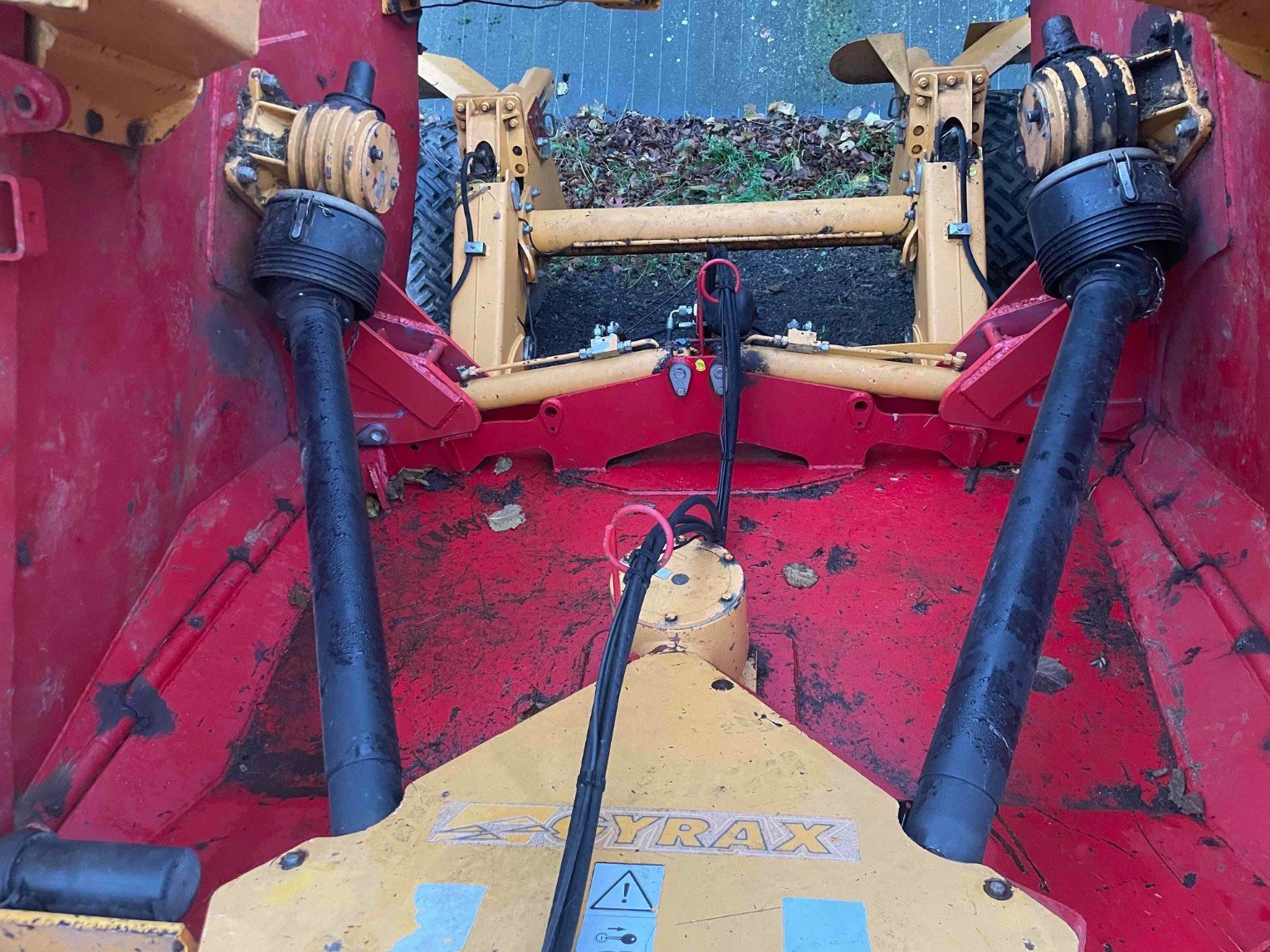 Mulchgerät & Häckselgerät typu Sonstige Broyeur de végétaux G5400 . Gyrax, Gebrauchtmaschine v SAINT CLAIR SUR ELLE (Obrázek 4)