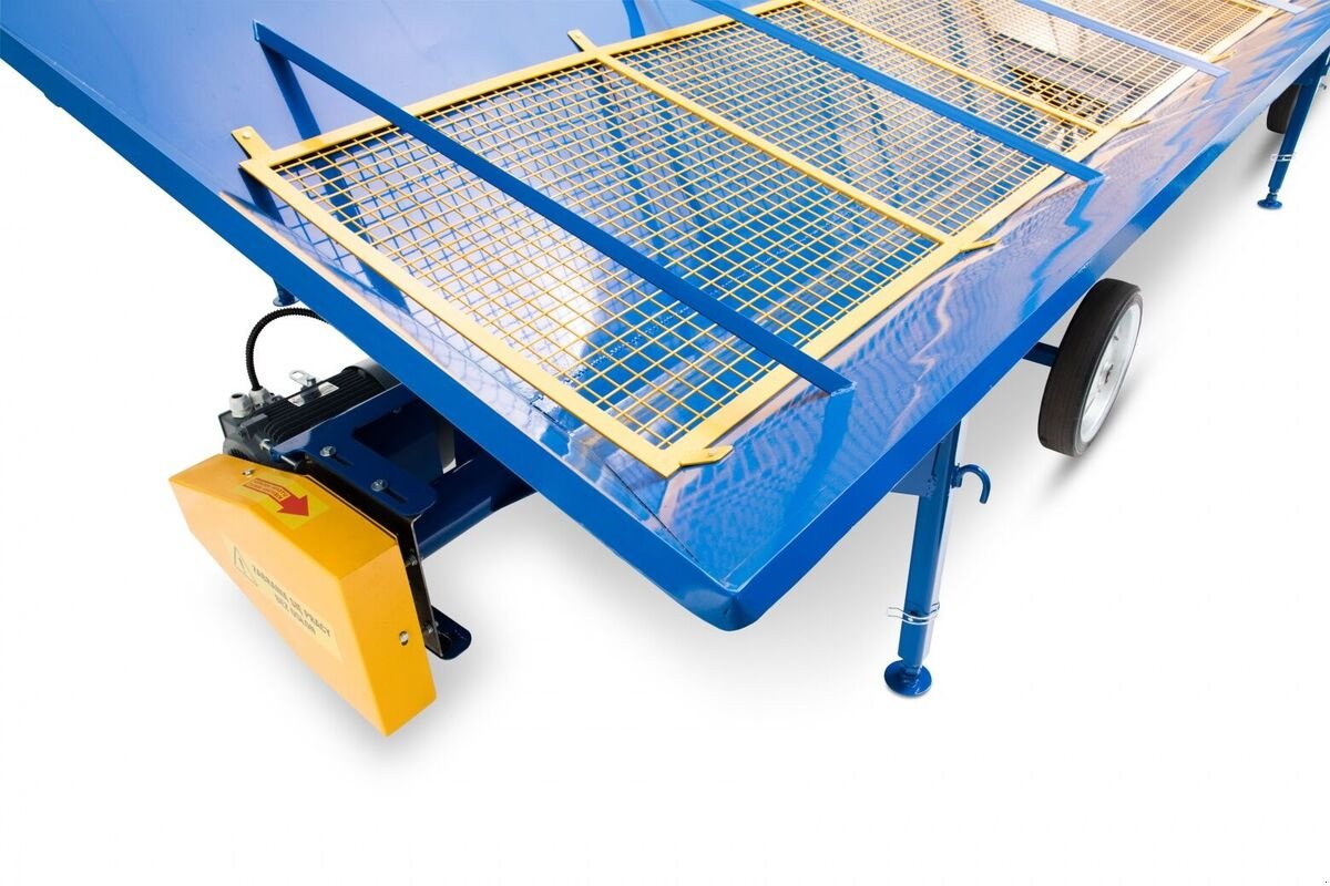 Mulchgerät & Häckselgerät Türe ait Sonstige Entlade- Ladewanne / unloading hopper, Neumaschine içinde Michałowo (resim 2)