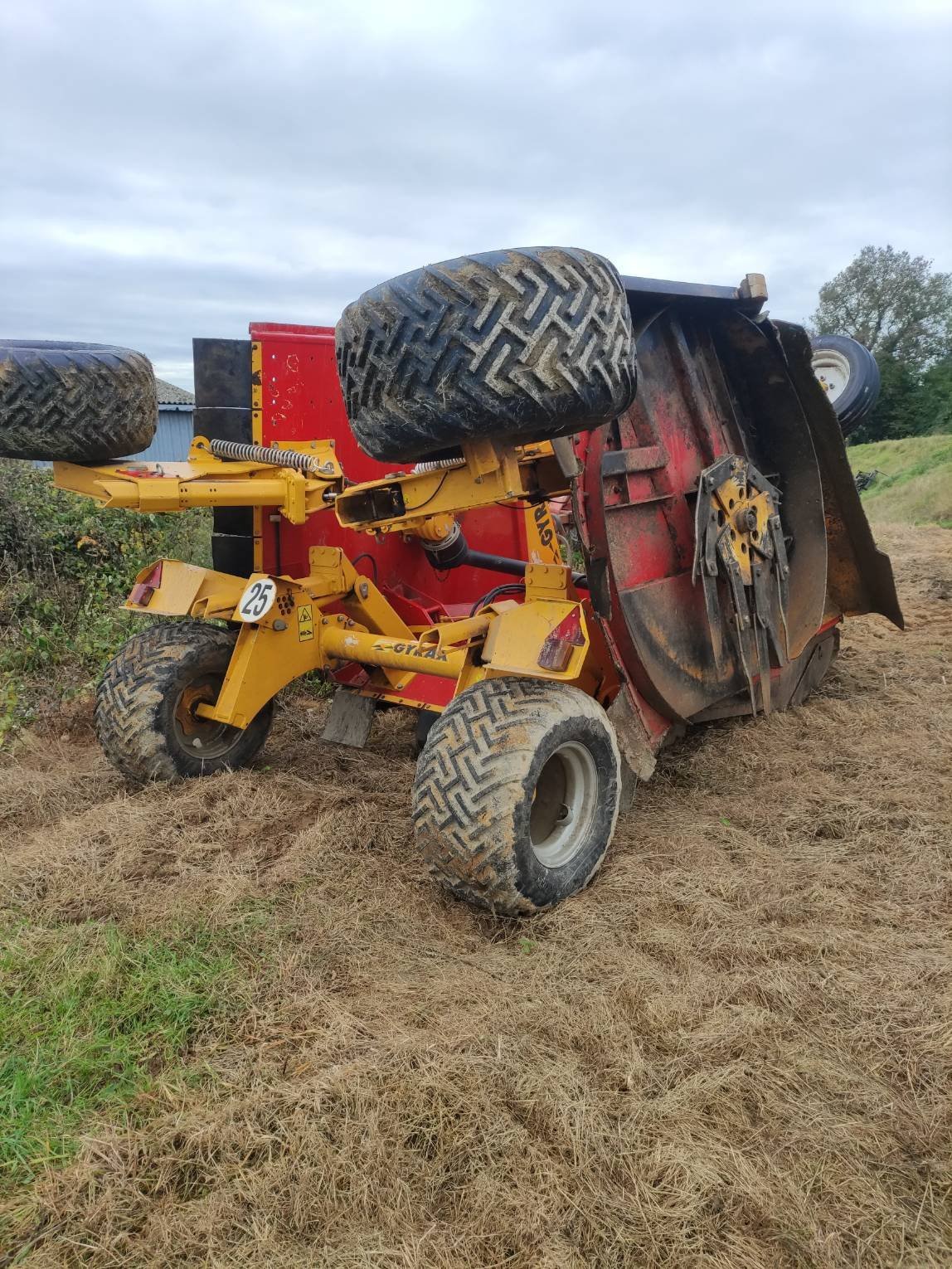 Mulchgerät & Häckselgerät typu Sonstige G5400 T traîné, Gebrauchtmaschine v Le Horps (Obrázek 3)