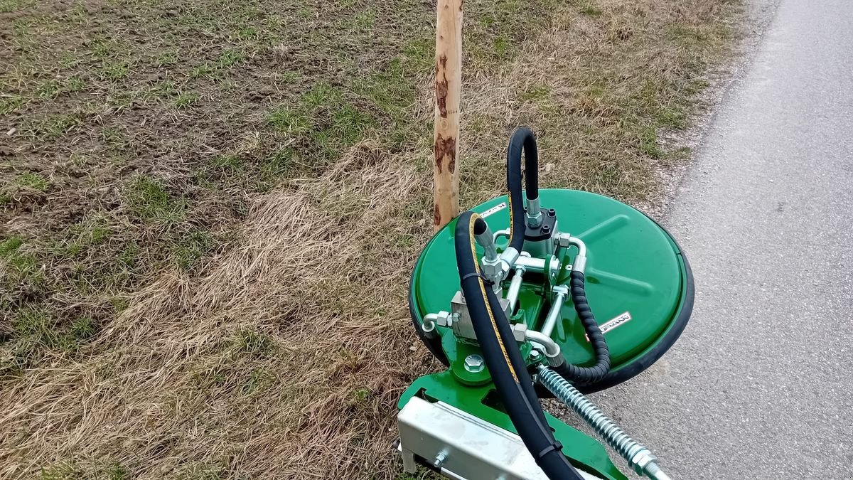 Mulchgerät & Häckselgerät van het type Sonstige Geo Disk 650 Zaunmäher, Neumaschine in NATTERNBACH (Foto 14)