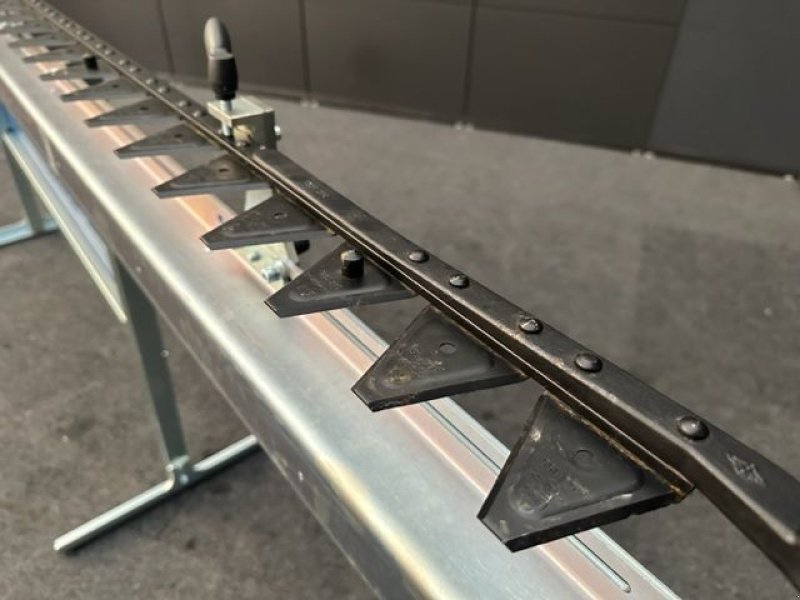 Mulchgerät & Häckselgerät des Typs Sonstige Messerschleifer Messerfix 3800, Neumaschine in Tamsweg (Bild 7)