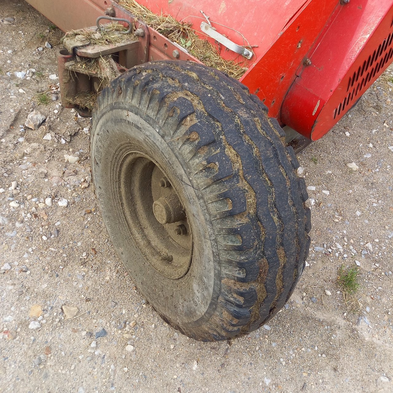 Mulchgerät & Häckselgerät van het type Sonstige TSR 322, Gebrauchtmaschine in SAINT-HILAIRE-EN-PUISEAUX (Foto 2)