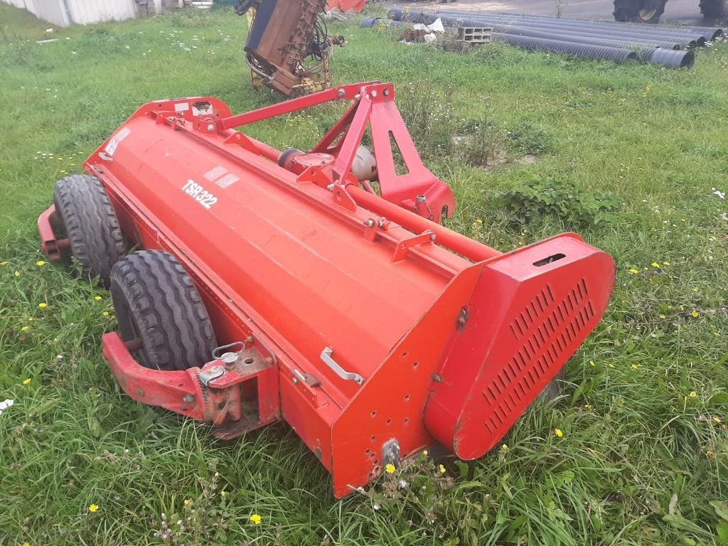 Mulchgerät & Häckselgerät van het type Sonstige TSR 322, Gebrauchtmaschine in SAINT-HILAIRE-EN-PUISEAUX (Foto 8)
