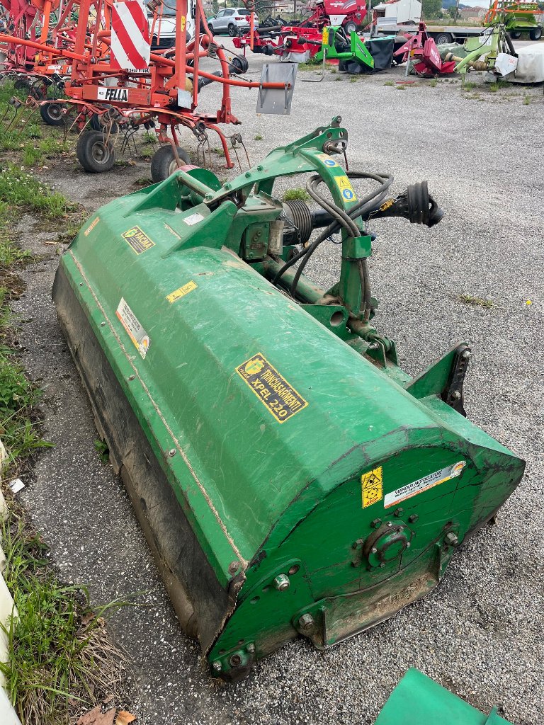 Mulchgerät & Häckselgerät del tipo Sonstige XPEL 220, Gebrauchtmaschine In VERNOUX EN VIVARAIS (Immagine 2)