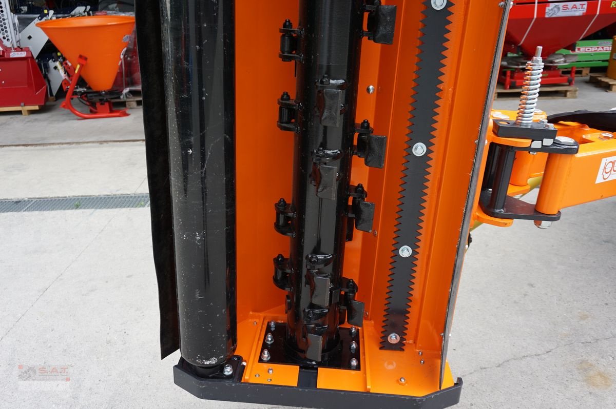 Mulchgerät & Häckselgerät del tipo Talex Böschungsmulcher RB 200-Neumaschine, Neumaschine In Eberschwang (Immagine 9)