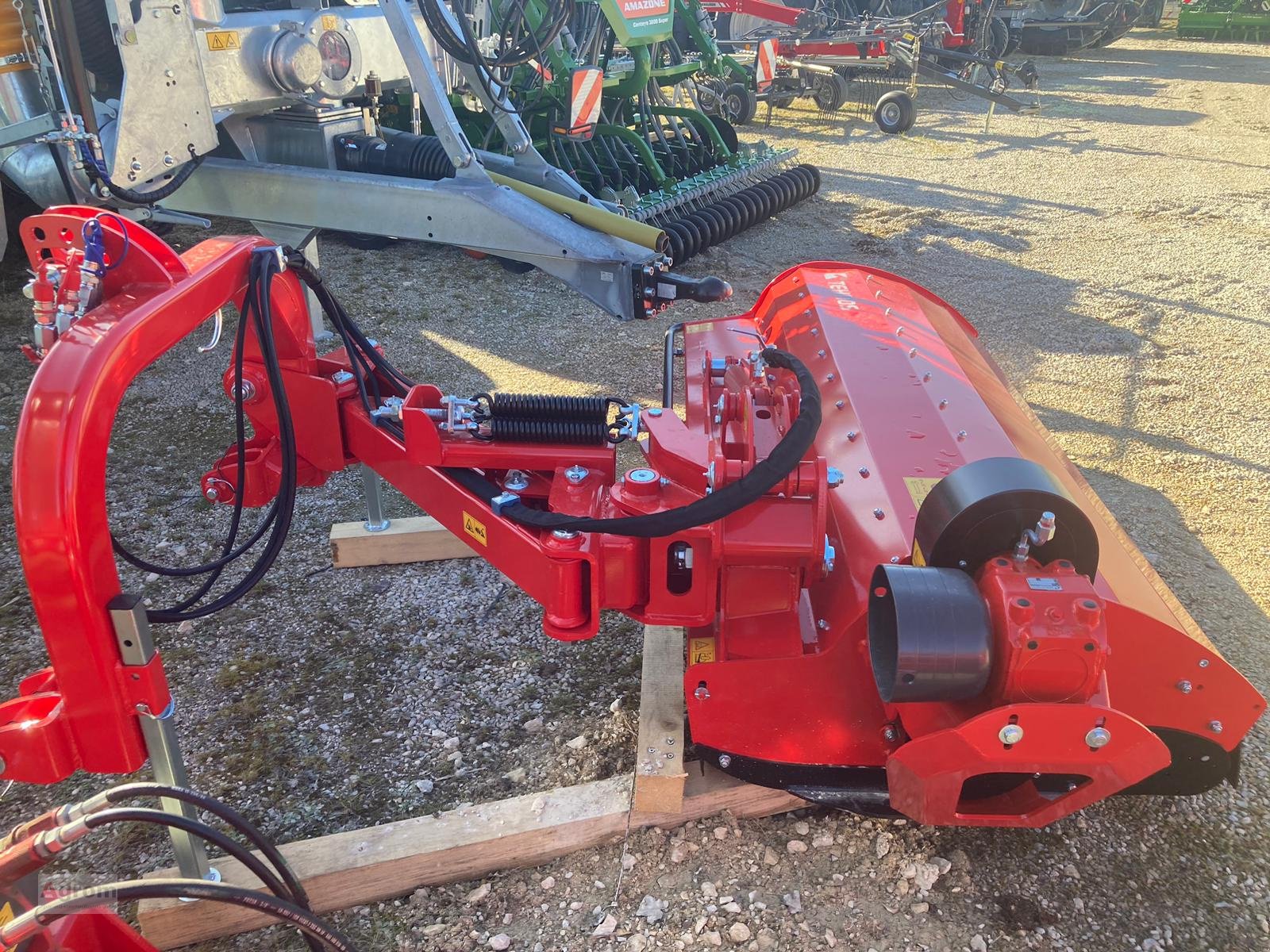 Mulchgerät & Häckselgerät del tipo Tehnos MB 220R LW, Neumaschine In Münsingen (Immagine 5)