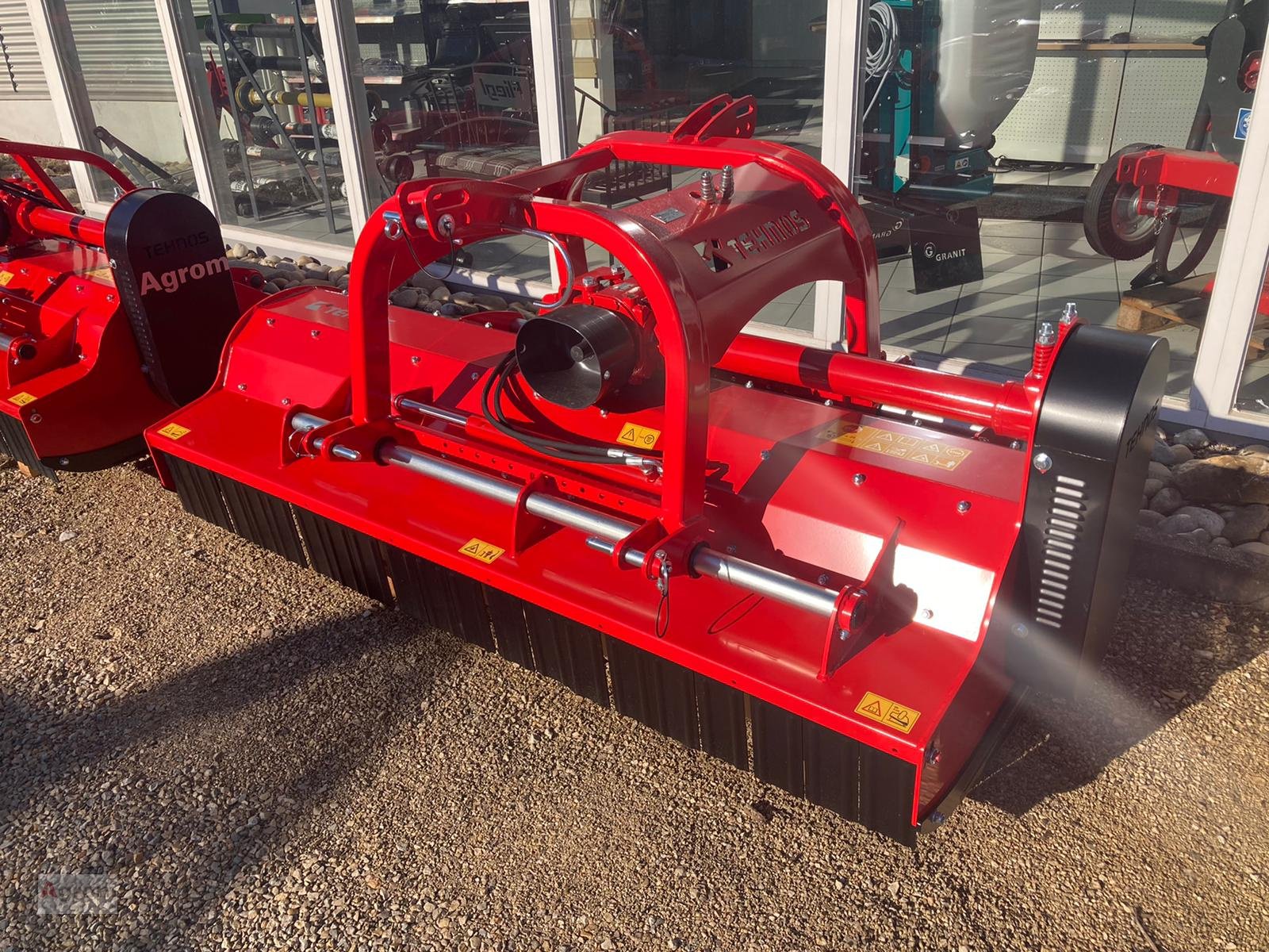 Mulchgerät & Häckselgerät des Typs Tehnos MU 220 RLW, Neumaschine in Münsingen (Bild 1)