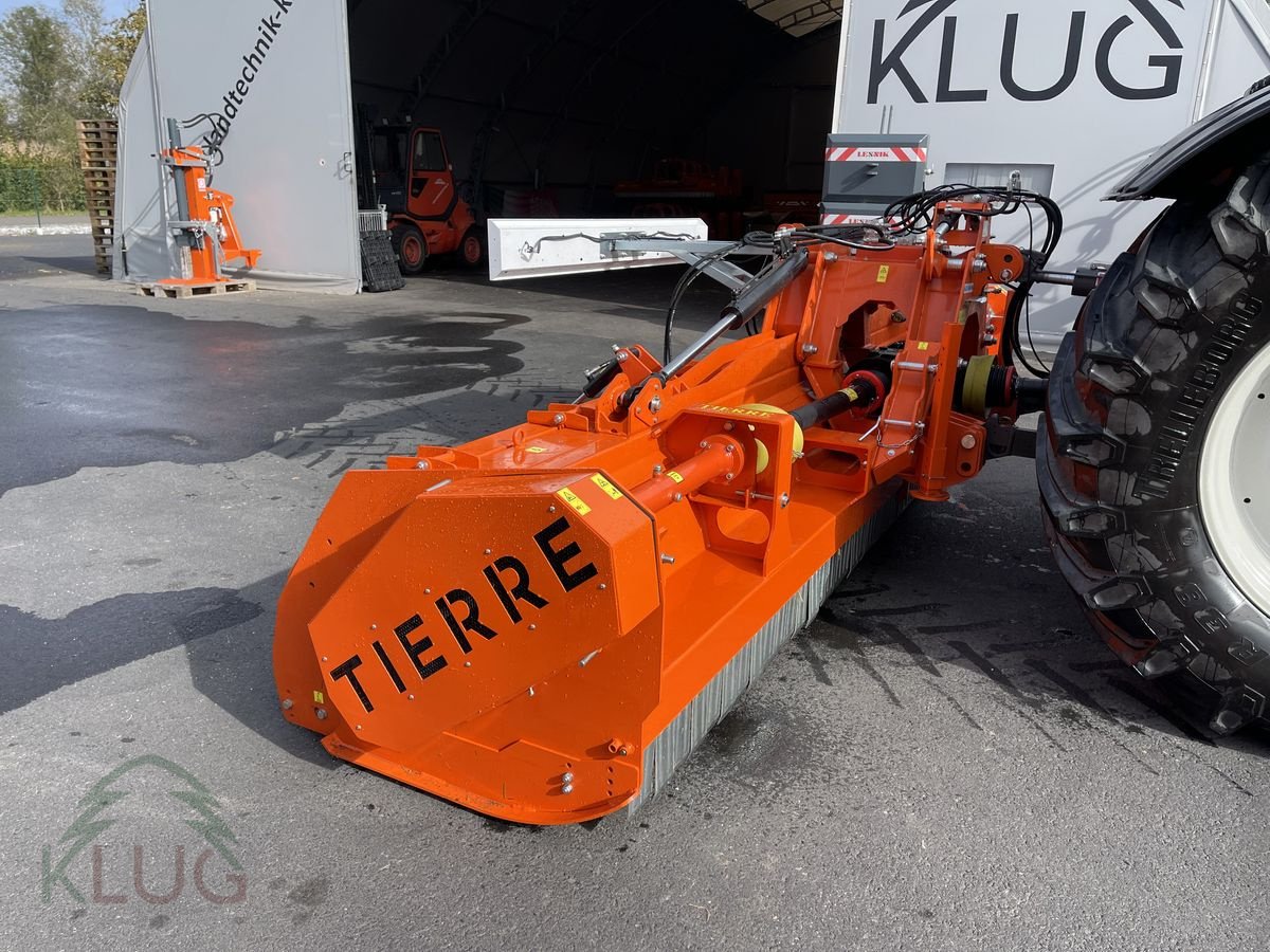 Mulchgerät & Häckselgerät des Typs Tierre FALCON 500, Neumaschine in Pirching am Traubenberg (Bild 20)