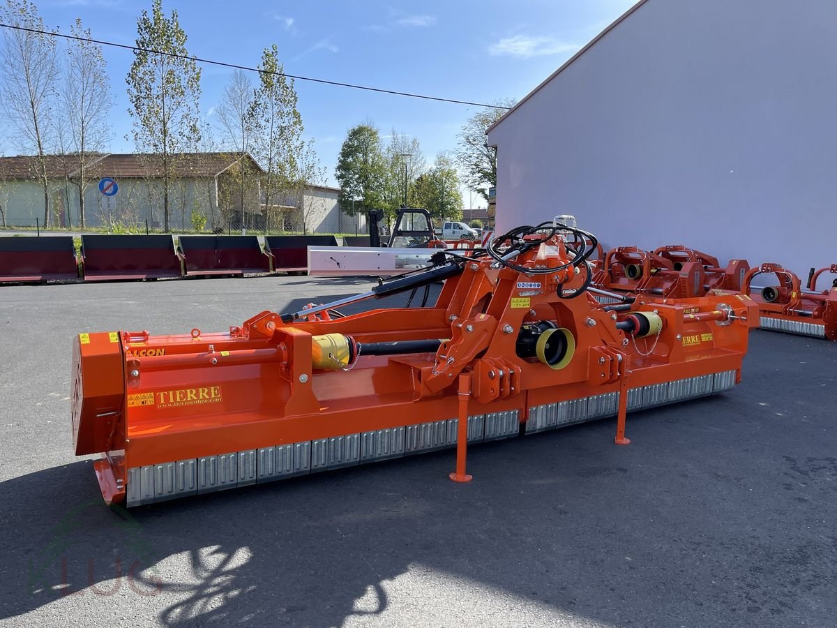 Mulchgerät & Häckselgerät des Typs Tierre FALCON 500, Neumaschine in Pirching am Traubenberg (Bild 4)