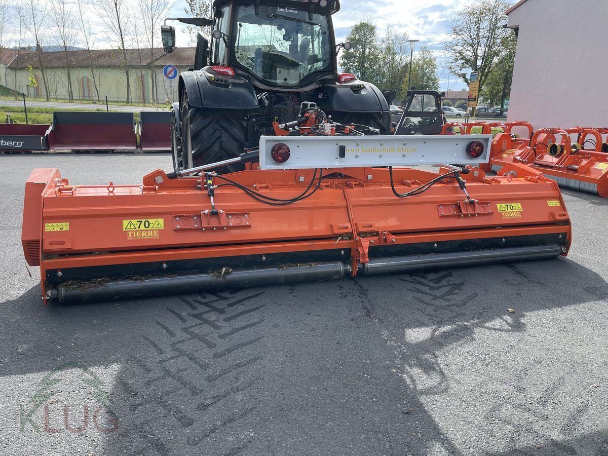 Mulchgerät & Häckselgerät des Typs Tierre FALCON 500, Neumaschine in Pirching am Traubenberg (Bild 13)