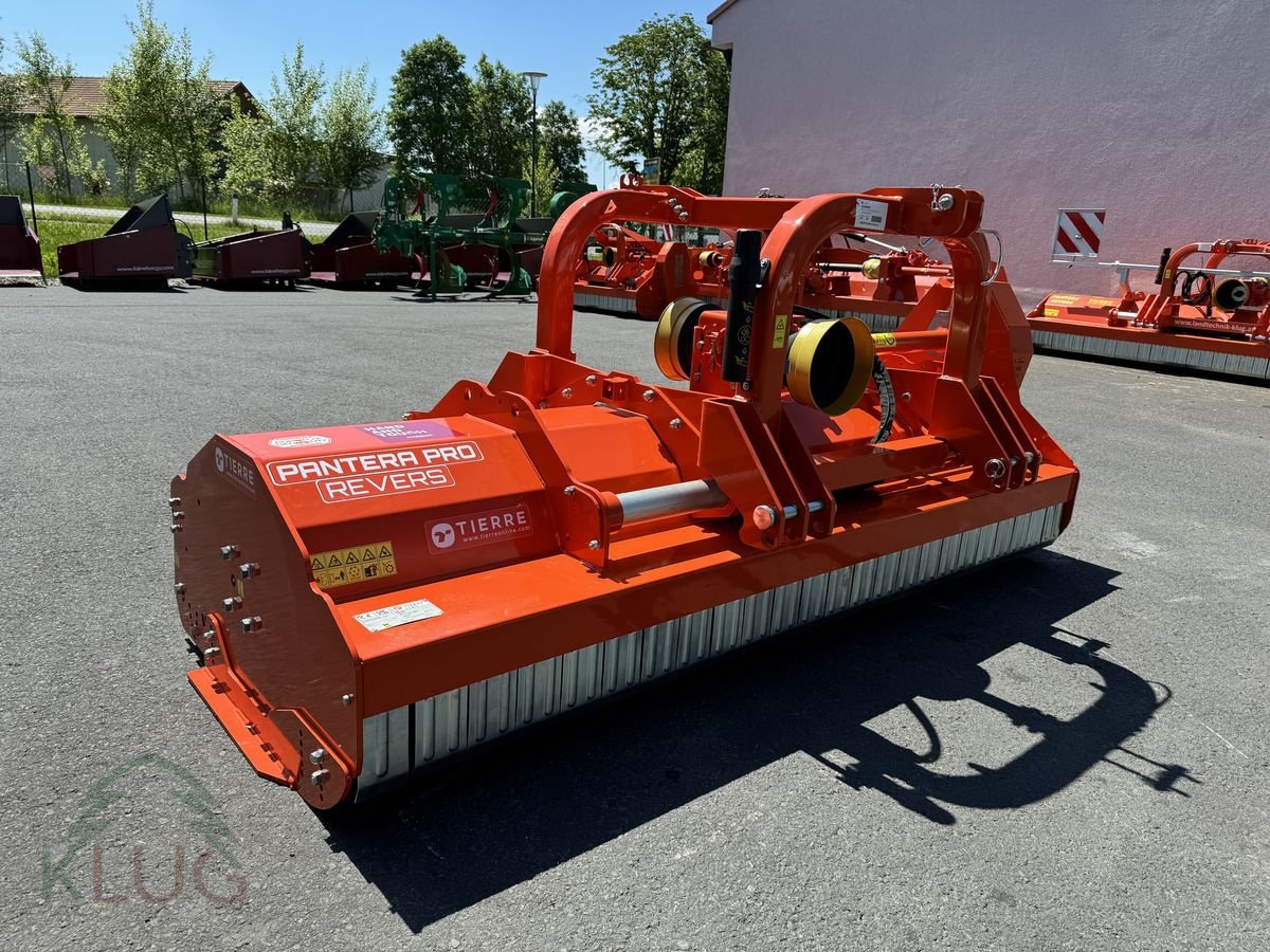 Mulchgerät & Häckselgerät typu Tierre Pantera PRO Revers 250, Neumaschine v Pirching am Traubenberg (Obrázek 1)