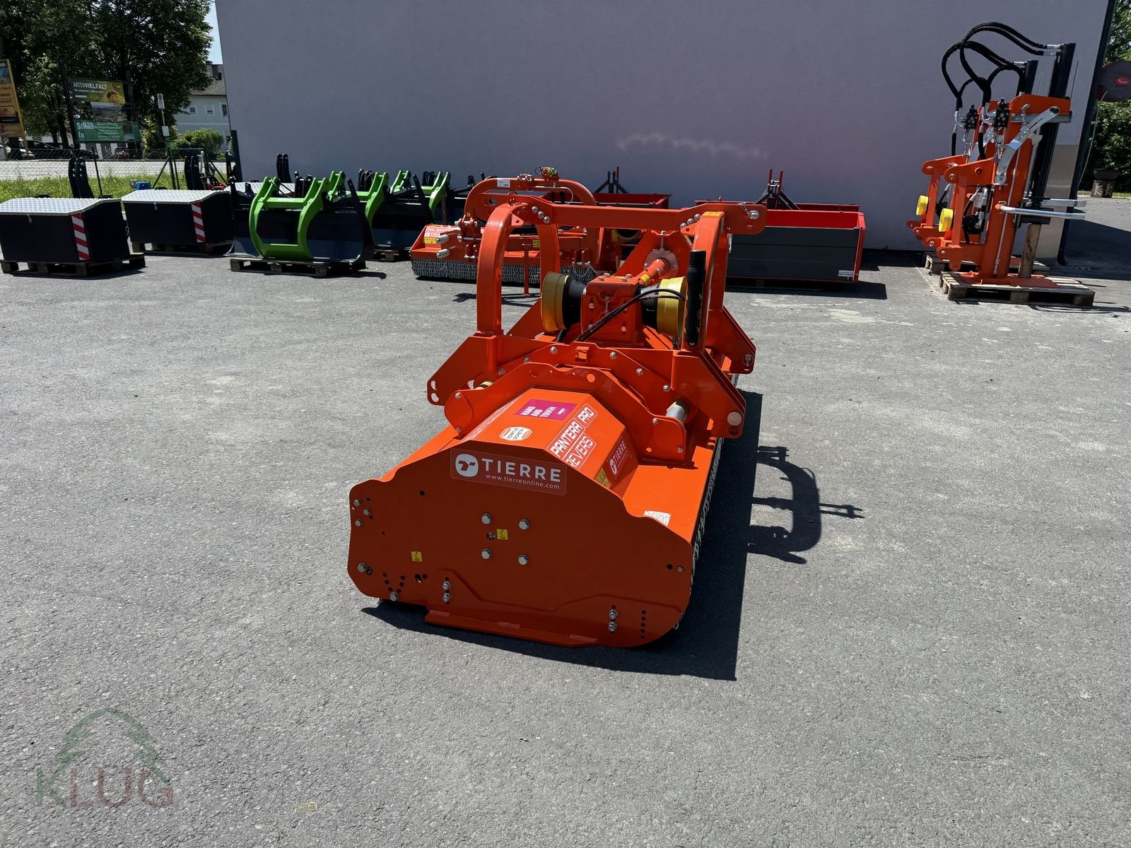 Mulchgerät & Häckselgerät des Typs Tierre Pantera PRO Revers 280, Neumaschine in Pirching am Traubenberg (Bild 9)