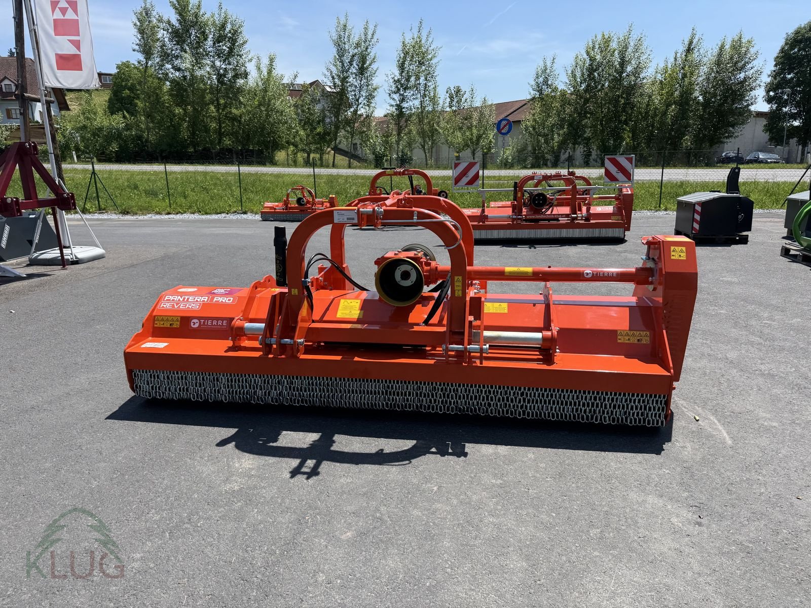 Mulchgerät & Häckselgerät des Typs Tierre Pantera PRO Revers 280, Neumaschine in Pirching am Traubenberg (Bild 4)
