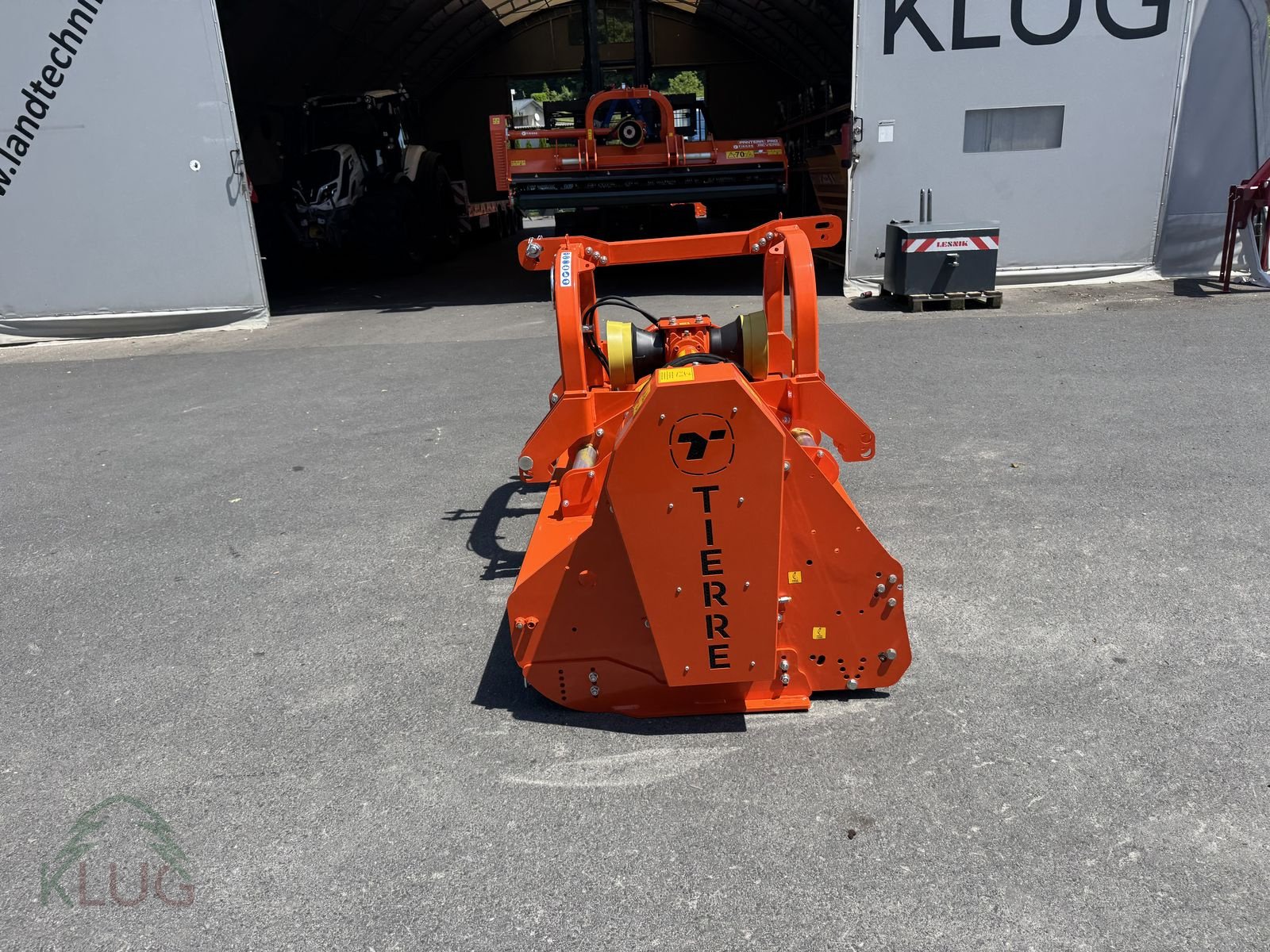 Mulchgerät & Häckselgerät des Typs Tierre Pantera PRO Revers 300, Neumaschine in Pirching am Traubenberg (Bild 18)