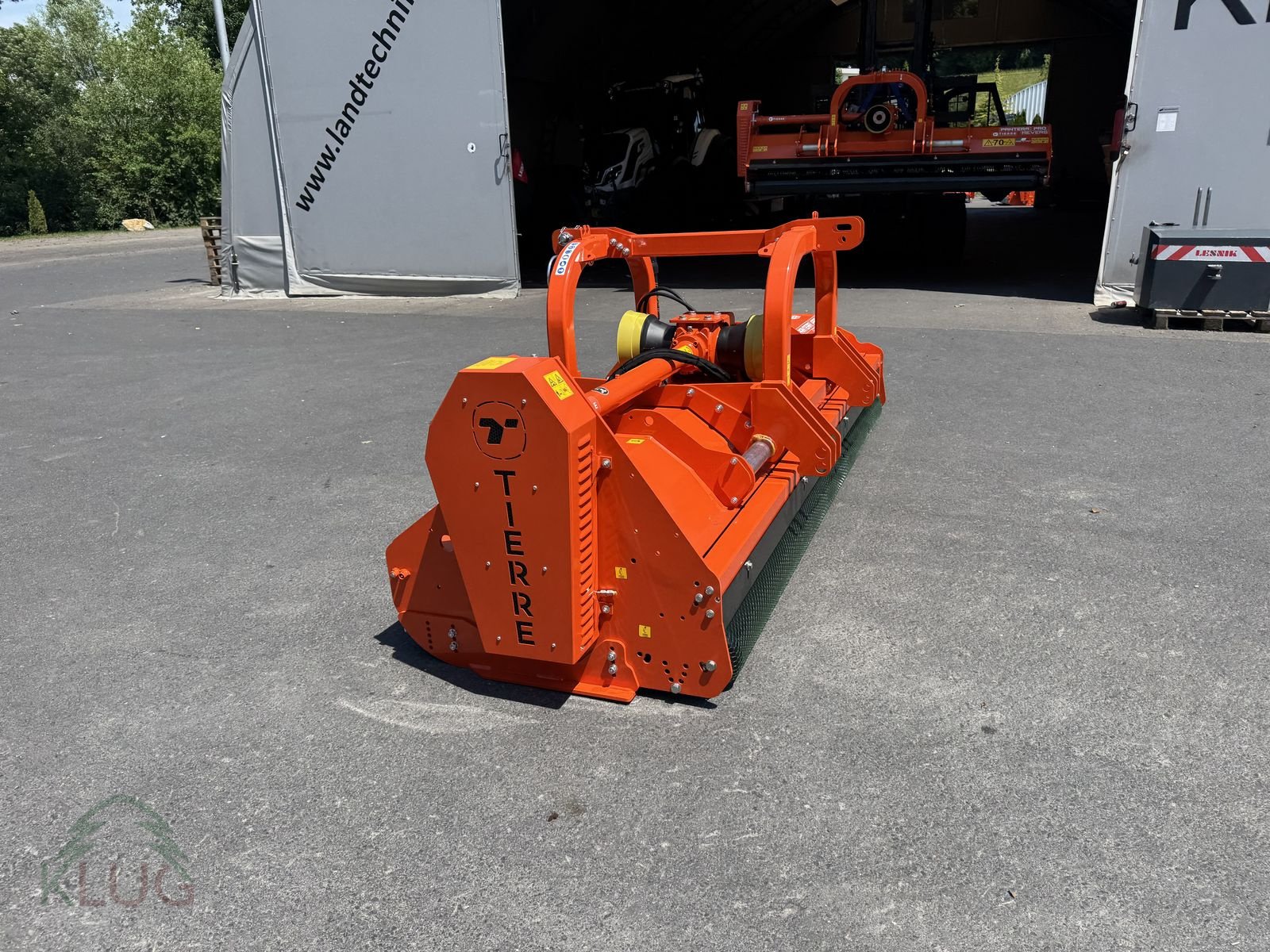 Mulchgerät & Häckselgerät des Typs Tierre Pantera PRO Revers 300, Neumaschine in Pirching am Traubenberg (Bild 19)