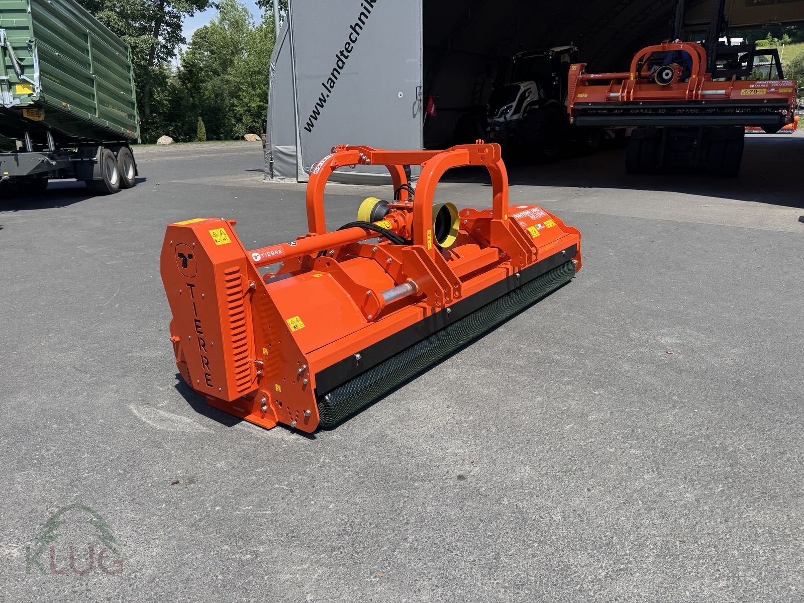 Mulchgerät & Häckselgerät des Typs Tierre Pantera PRO Revers 300, Neumaschine in Pirching am Traubenberg (Bild 20)