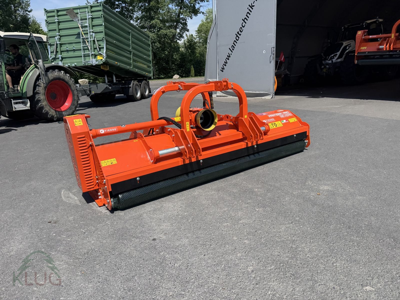 Mulchgerät & Häckselgerät des Typs Tierre Pantera PRO Revers 300, Neumaschine in Pirching am Traubenberg (Bild 15)