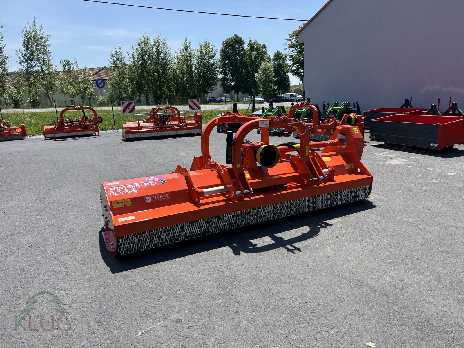 Mulchgerät & Häckselgerät des Typs Tierre Pantera PRO Revers 300, Neumaschine in Pirching am Traubenberg (Bild 8)