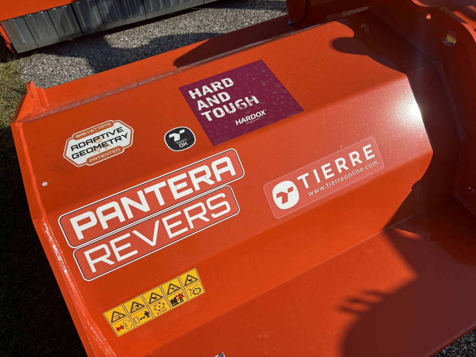 Mulchgerät & Häckselgerät des Typs Tierre Pantera Revers 300, Neumaschine in Göpfritz (Bild 7)