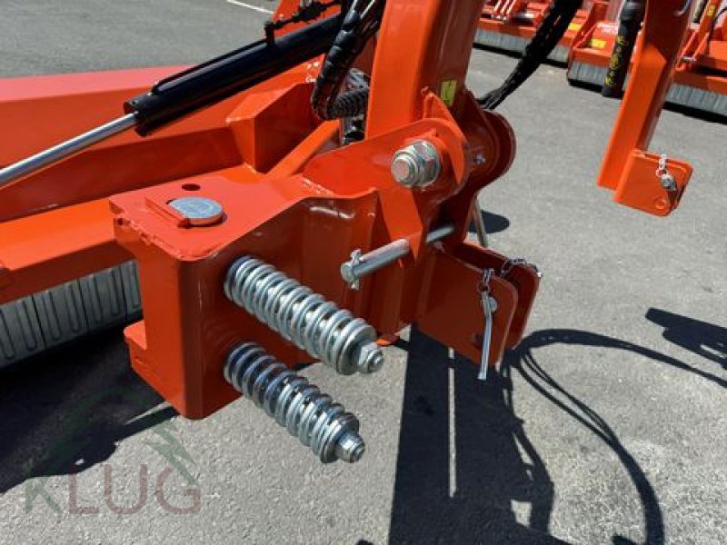 Mulchgerät & Häckselgerät del tipo Tierre TCL Pro 230, Neumaschine In Pirching am Traubenberg (Immagine 25)