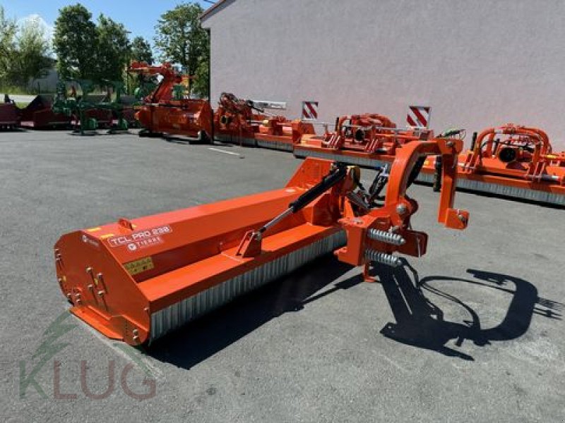 Mulchgerät & Häckselgerät del tipo Tierre TCL Pro 230, Neumaschine In Pirching am Traubenberg (Immagine 3)