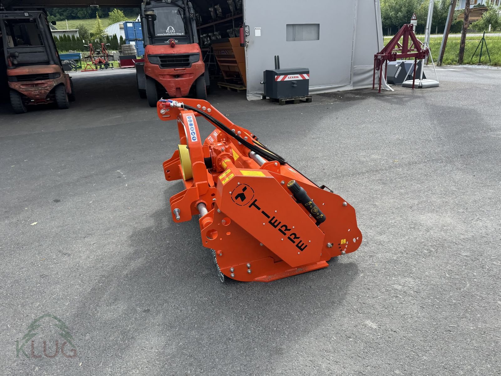 Mulchgerät & Häckselgerät des Typs Tierre Tigra Plus 200 Heckmulcher, Neumaschine in Pirching am Traubenberg (Bild 19)