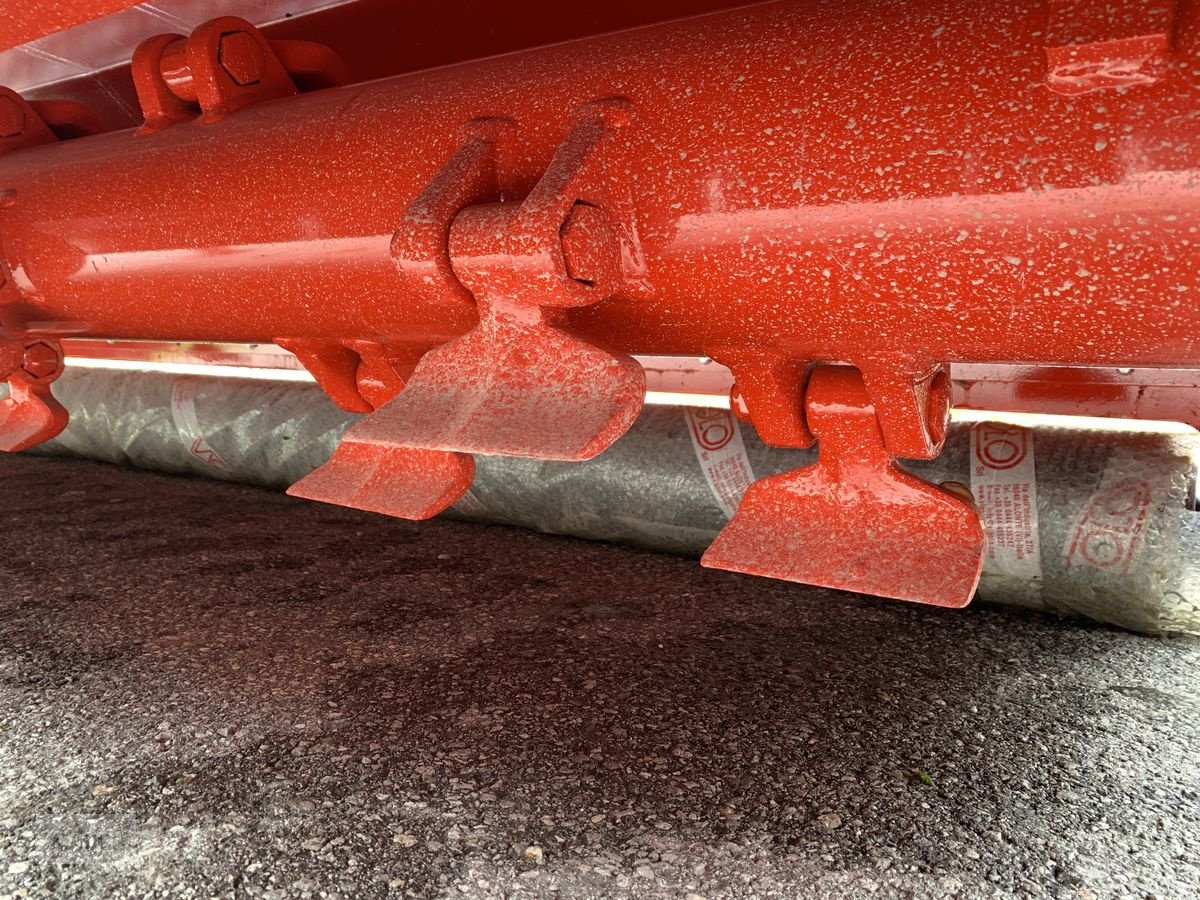 Mulchgerät & Häckselgerät Türe ait Vigolo Mulcher MU2 220, Neumaschine içinde Eben (resim 10)