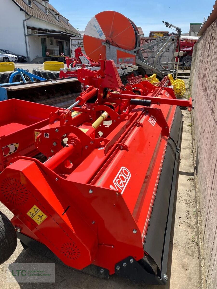 Mulchgerät & Häckselgerät des Typs Vigolo TST-V - 25 500, Neumaschine in Korneuburg (Bild 1)