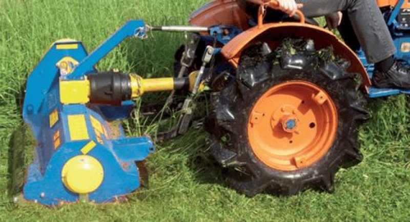 Mulchgerät & Häckselgerät des Typs Zanon TSS 1250, Neumaschine in NATTERNBACH (Bild 2)