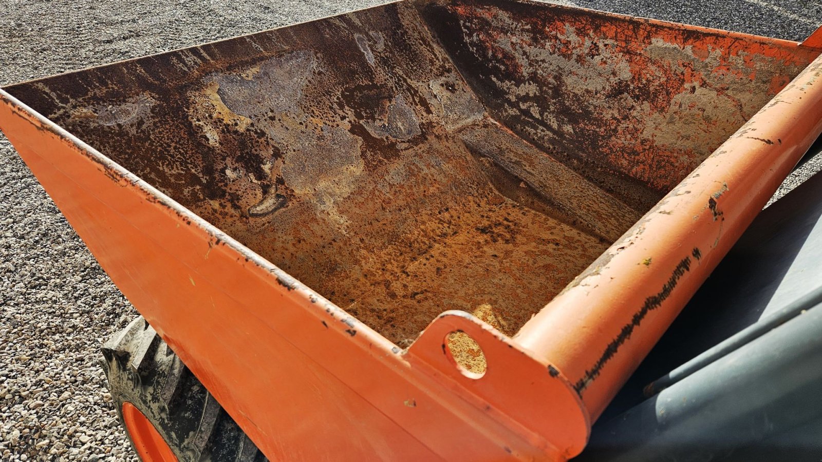 Muldenkipper of the type Ausa D 201 RH / 1300 timer / 2 tons lasteevne / velholdt, Gebrauchtmaschine in Arden (Picture 11)