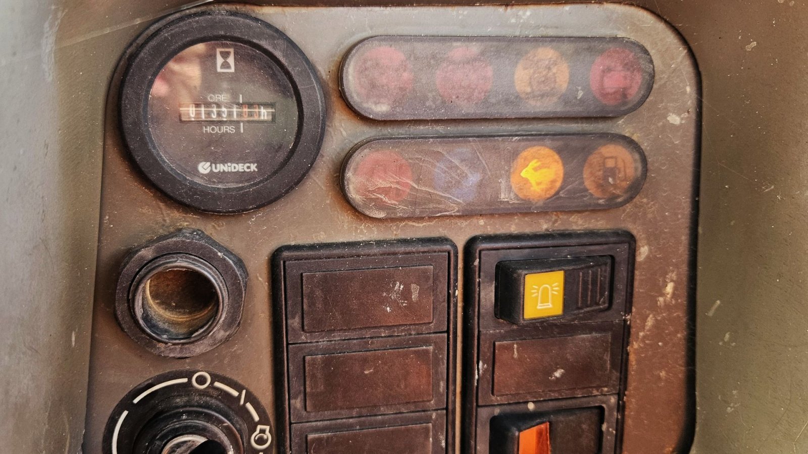 Muldenkipper of the type Ausa D 201 RH / 1300 timer / 2 tons lasteevne / velholdt, Gebrauchtmaschine in Arden (Picture 17)