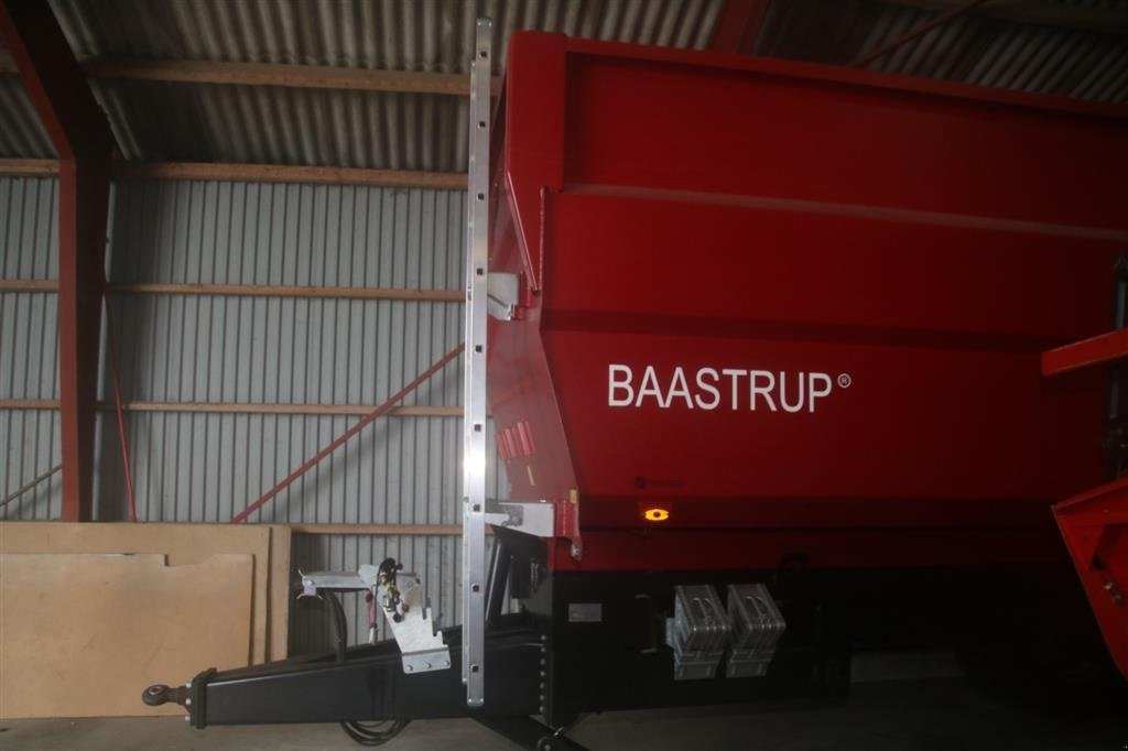 Muldenkipper des Typs Baastrup CTS 18 new line som ny, Gebrauchtmaschine in Høng (Bild 5)
