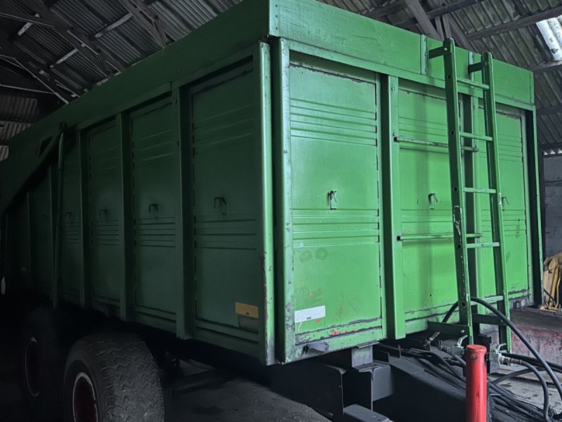 Muldenkipper tip Belarus 12 T. med bogie og fransk bagsmæk, Gebrauchtmaschine in øster ulslev