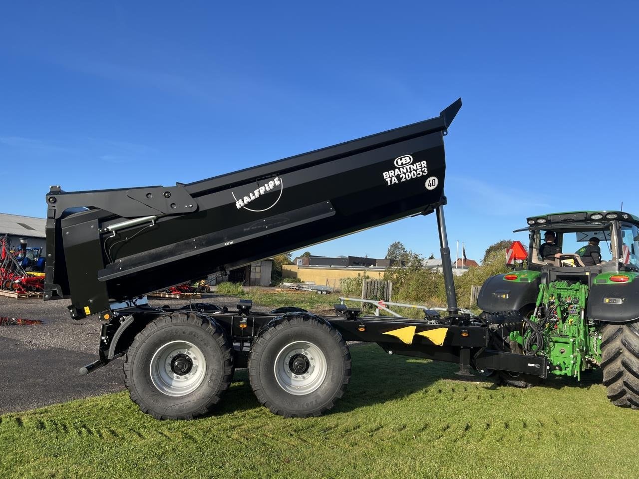 Muldenkipper des Typs Brantner TA 20053 HALF PIPE, Gebrauchtmaschine in Trige (Bild 2)