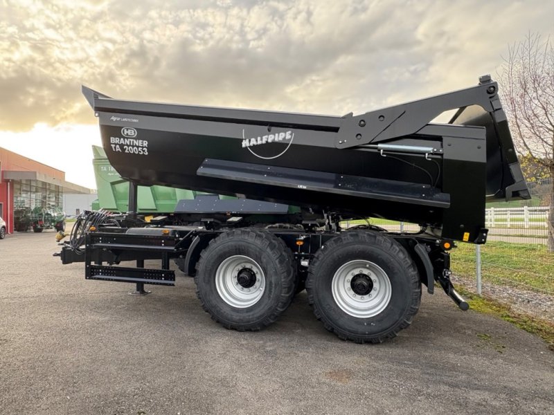 Muldenkipper des Typs Brantner TA 20053 Half-Pipe, Neumaschine in Balterswil (Bild 1)