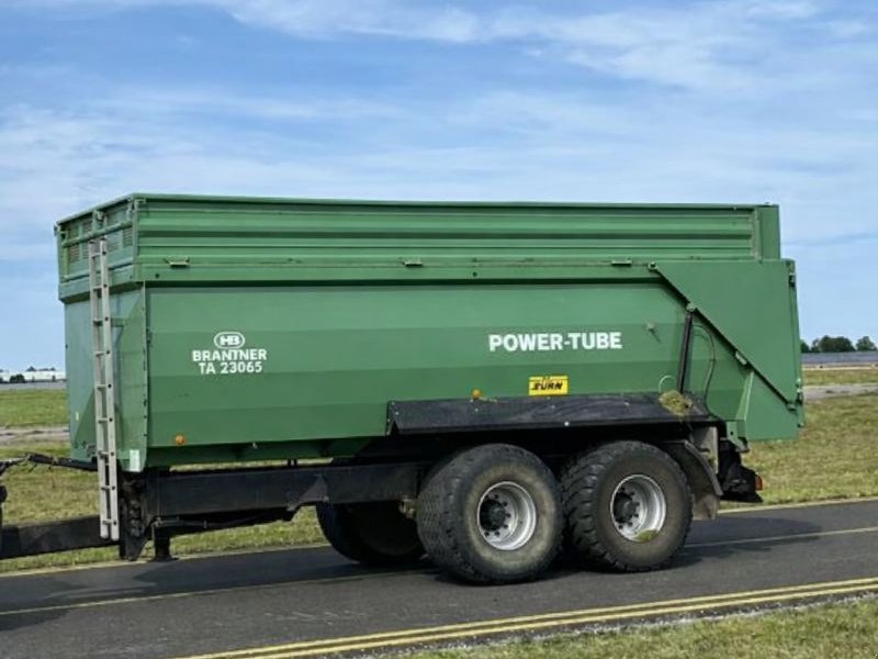 Muldenkipper des Typs Brantner TA 23065, Gebrauchtmaschine in Hopferstadt (Bild 3)