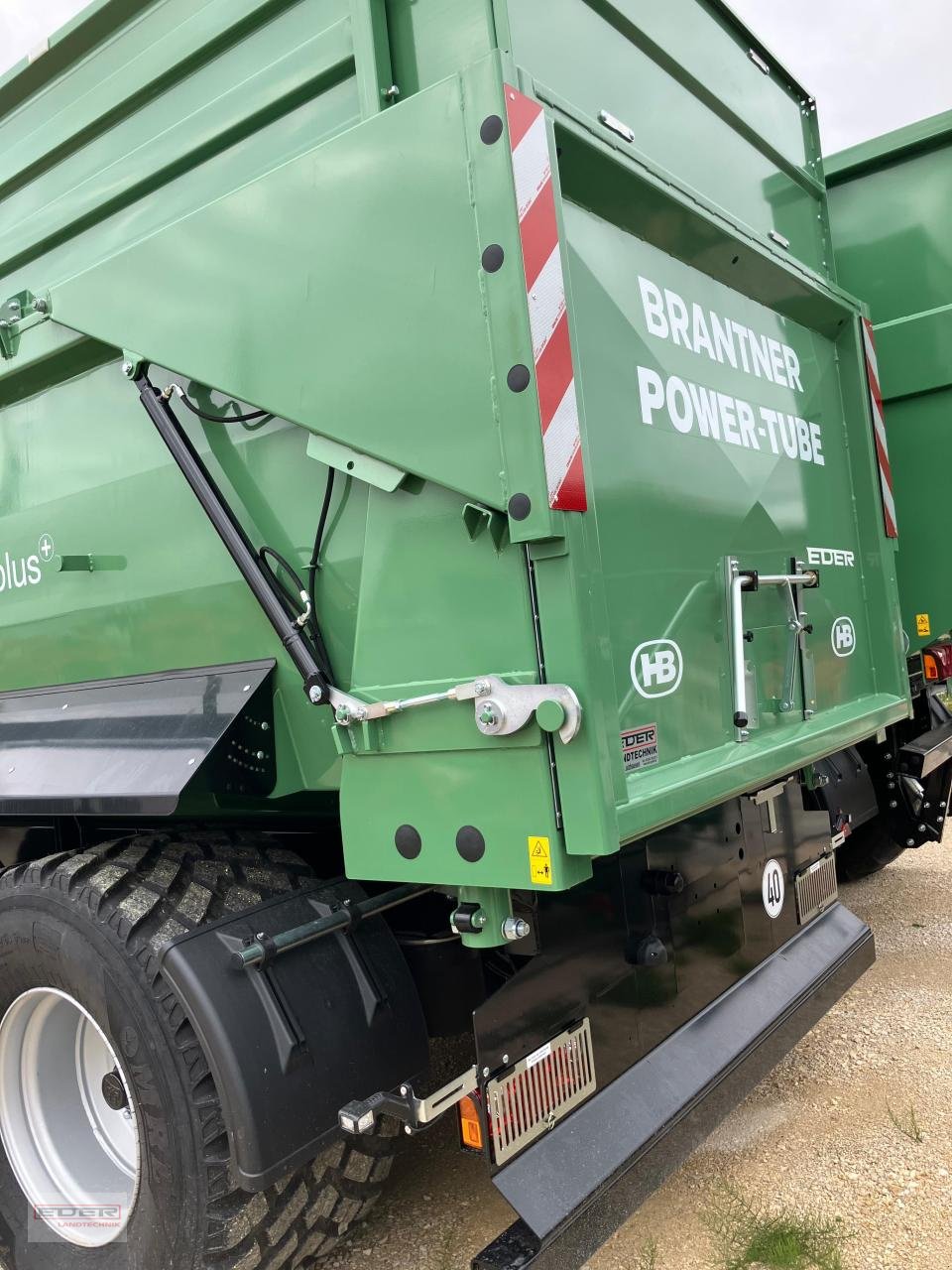Muldenkipper des Typs Brantner TA 24073/2 Power-Tube +, Neumaschine in Luizhausen-Lonsee (Bild 5)