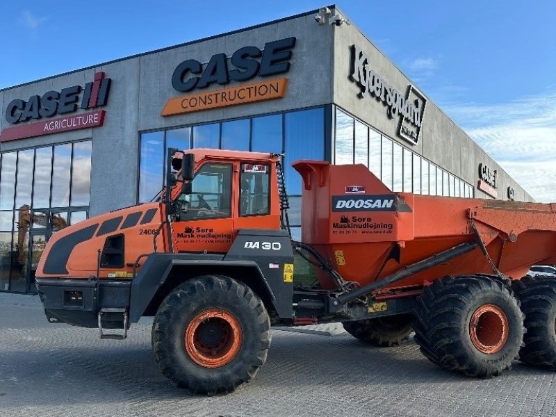 Muldenkipper des Typs Doosan DA 30, Gebrauchtmaschine in Vrå, Frejlev, Hornslet & Ringsted (Bild 1)