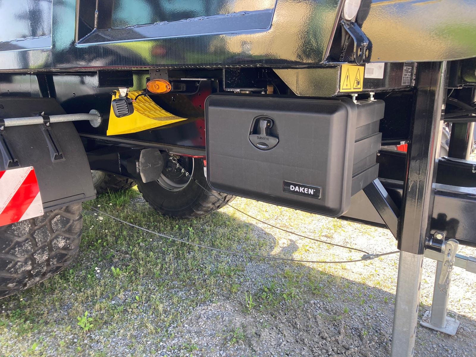 Muldenkipper от тип Fliegl Black Bull 252 ASW, Gebrauchtmaschine в Zenting (Снимка 4)