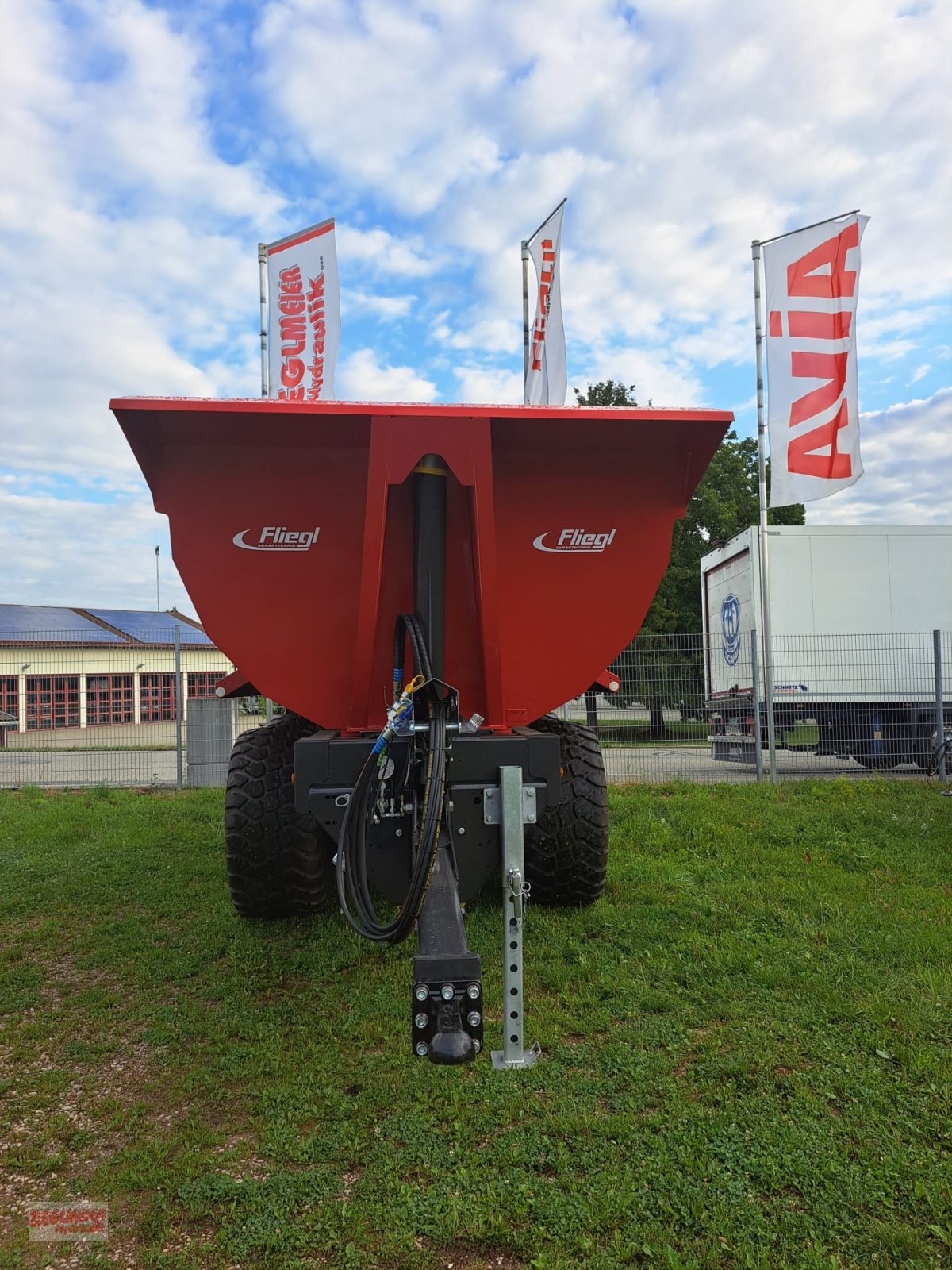 Muldenkipper a típus Fliegl Fliegl Stone-Master 252 Profi, Neumaschine ekkor: Rottenburg a.d. Laaber (Kép 8)