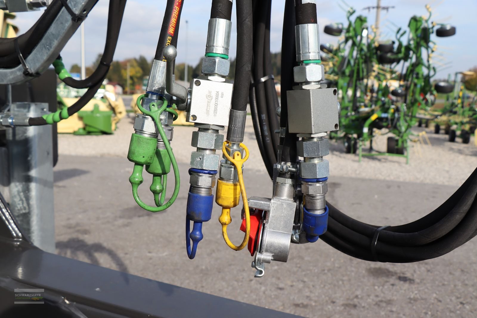 Muldenkipper des Typs Fliegl Stone-Master 252 Pro, Mietmaschine in Gampern (Bild 5)