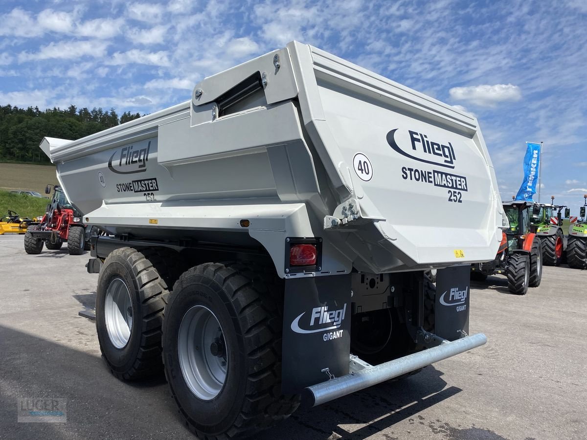Muldenkipper des Typs Fliegl Stone Master 252 Profi, Neumaschine in Niederkappel (Bild 7)